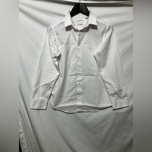 Calvin Klein Men's Crisp White Dress Shirt